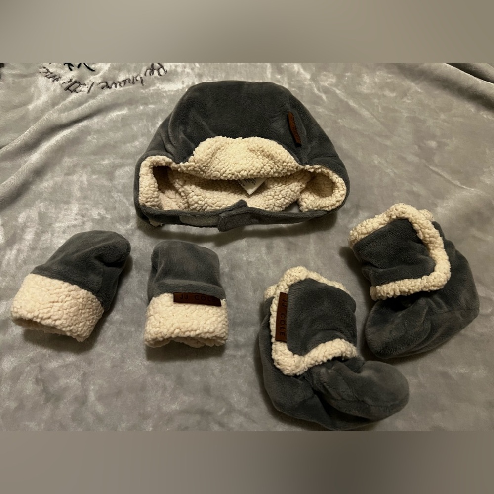 JJ Cole 5-Piece Baby Bomber Hat Set in Graphite